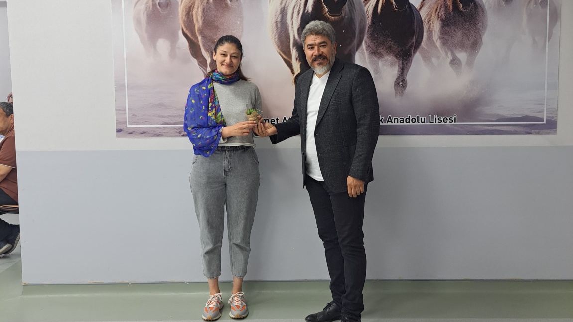 Okulumuz Personelinin Anneler Gününü Kutladık